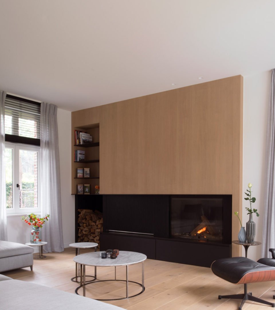 Ingebouwde-houthaard-op-maat-van-uw-interieur-ama-haarden